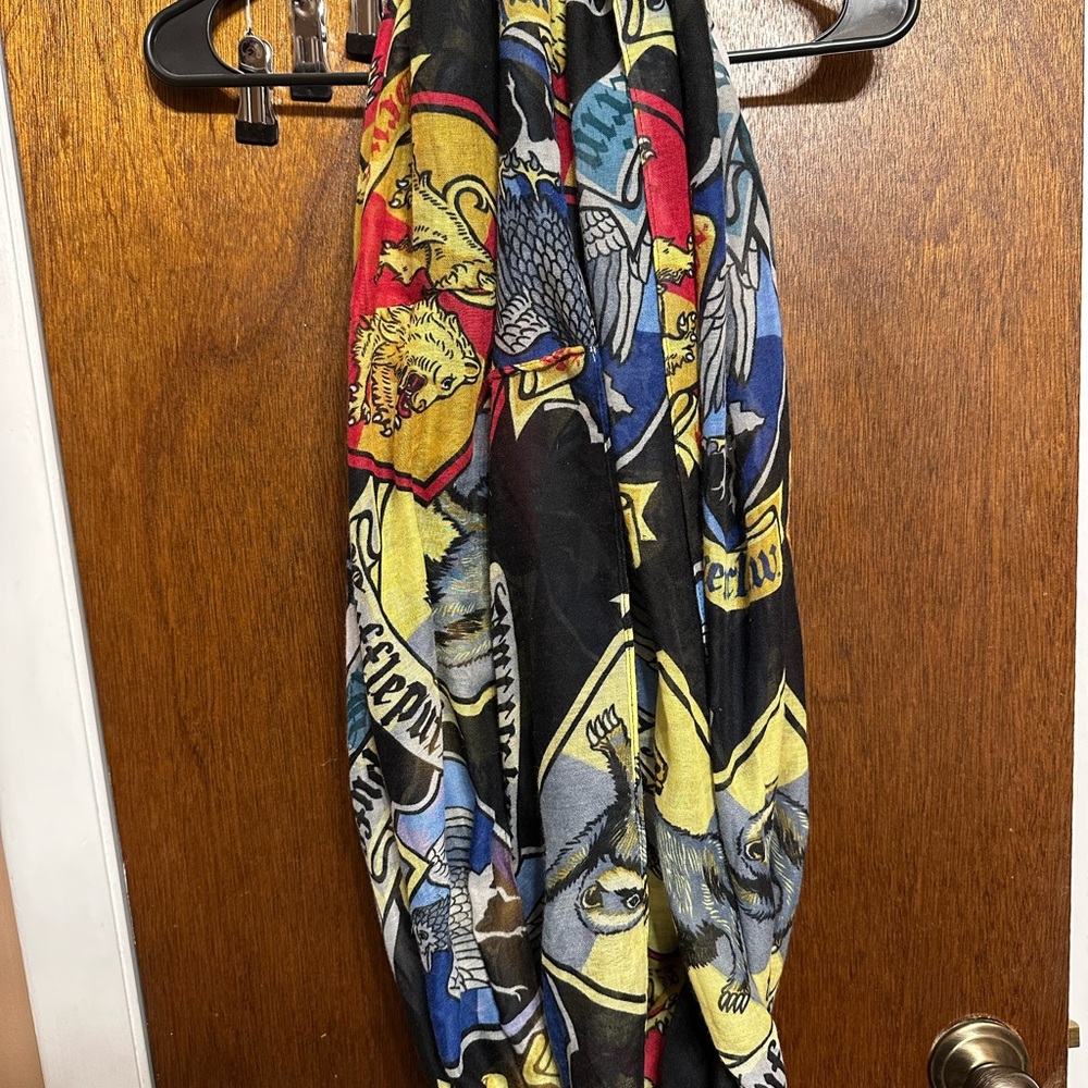 Harry Potter infinity scarf